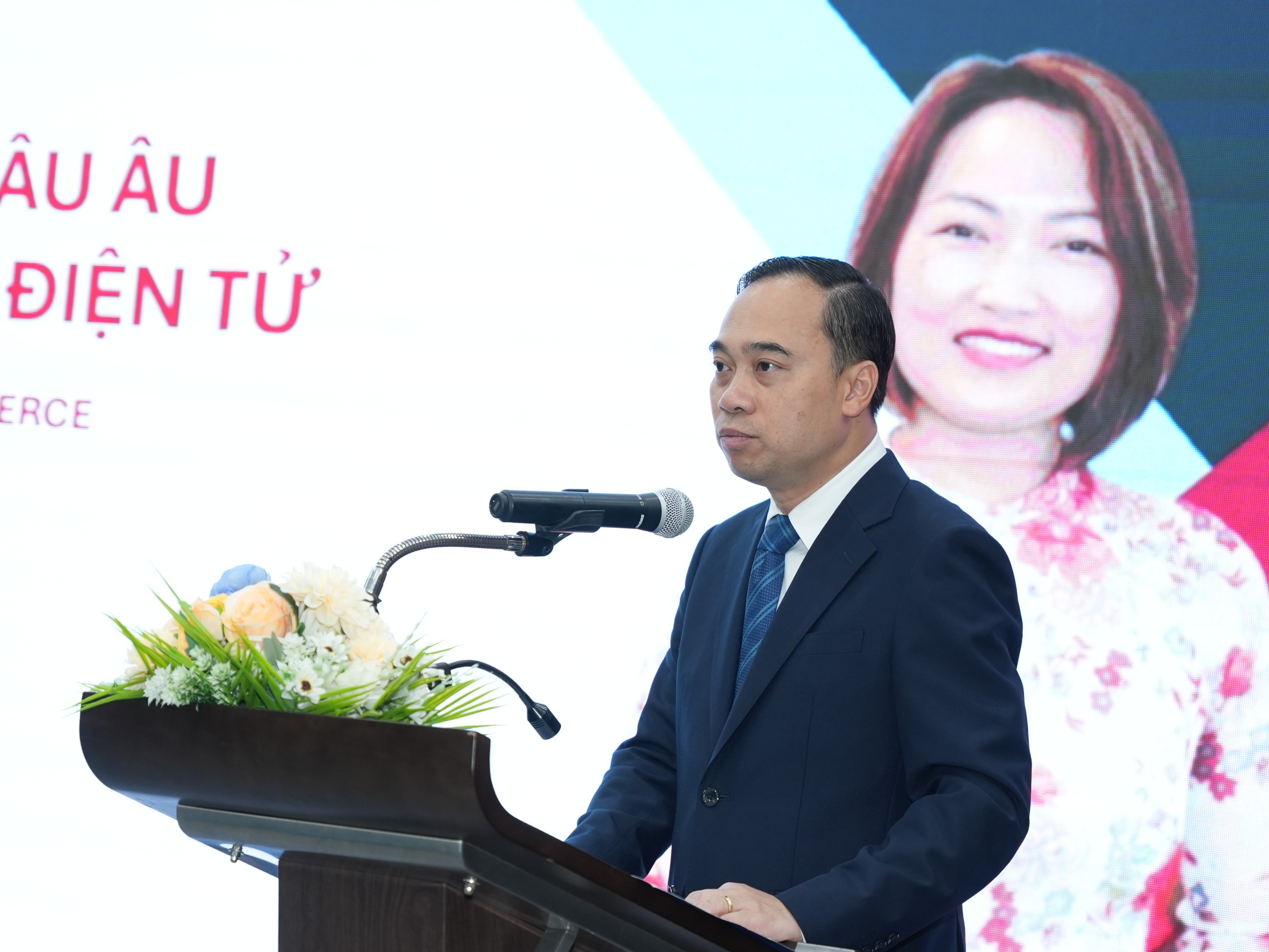 ong-dao-viet-anh-1790657008.JPG