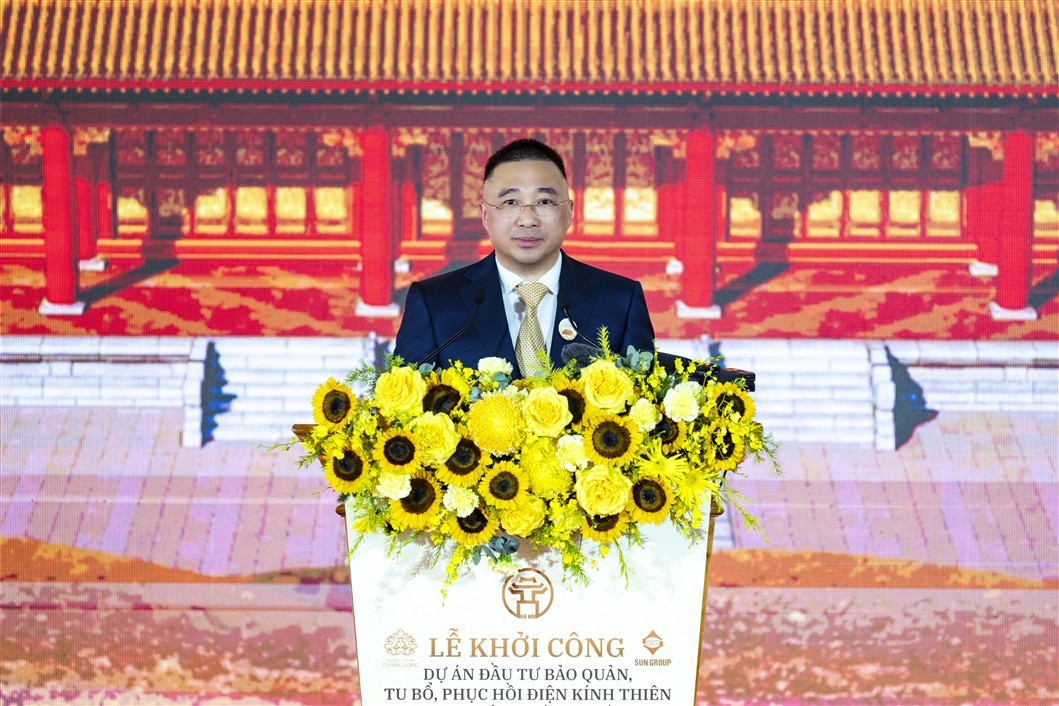ong-tran-minh-son-thanh-vien-hoi-dong-sang-lap-pho-chu-tich-thuong-truc-hoi-dong-quan-tri-tap-doan-sun-group-chia-se-tai-le-khoi-cong-1790669063.jpg