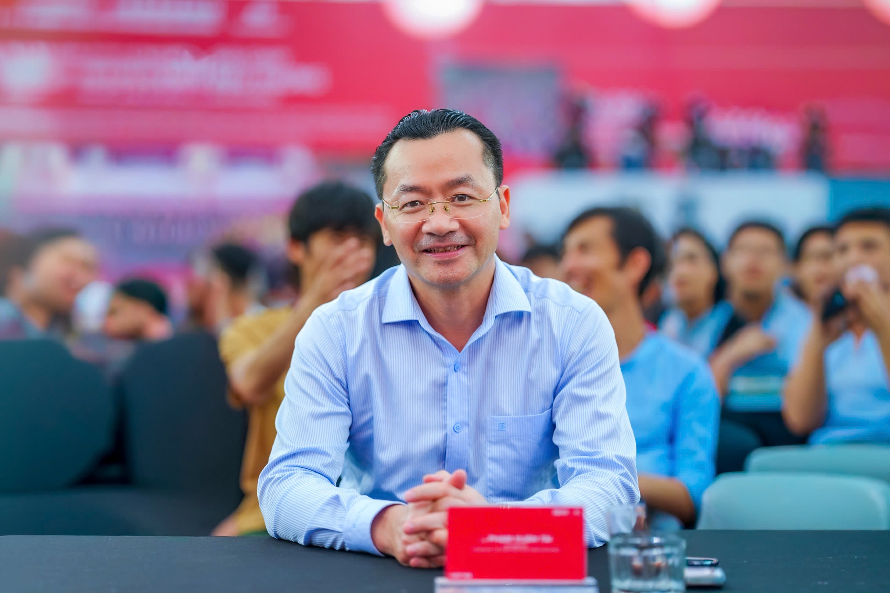 pho-giam-doc-so-1791107066.jpg
