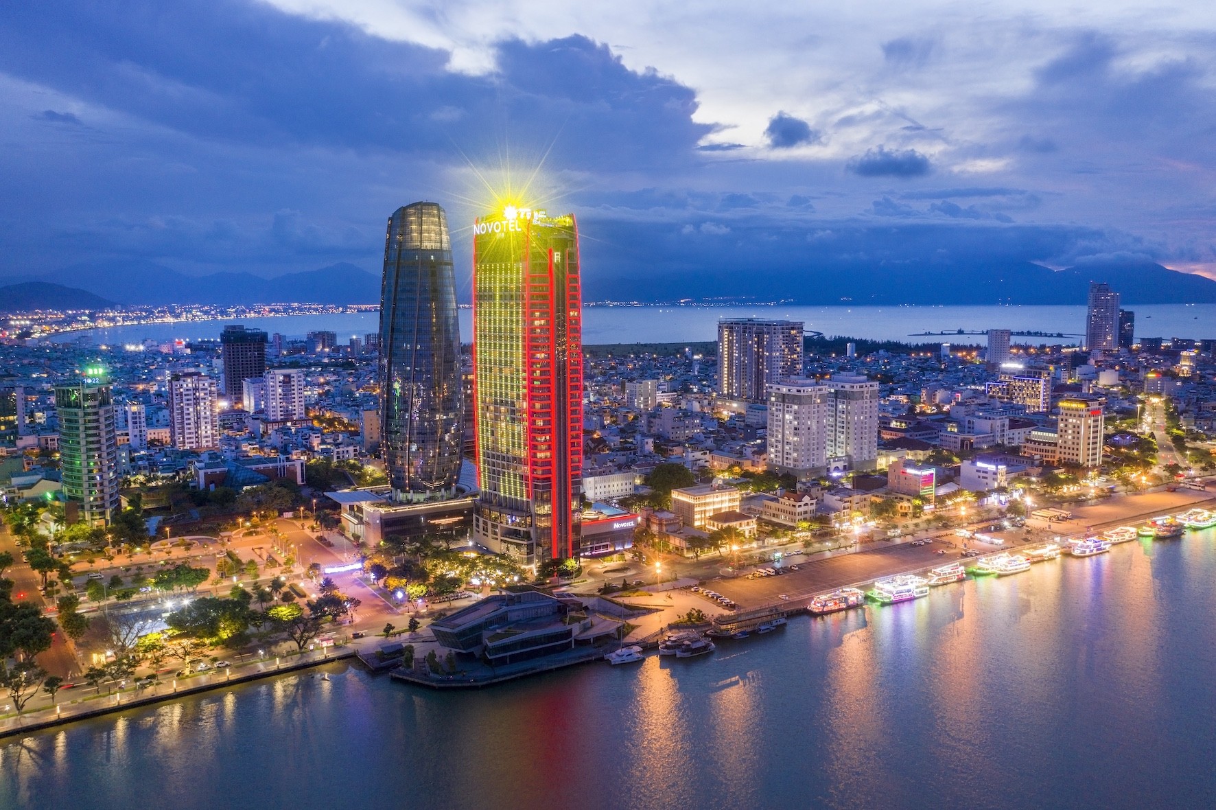 da-nang-ve-dem-1791367106.jpg