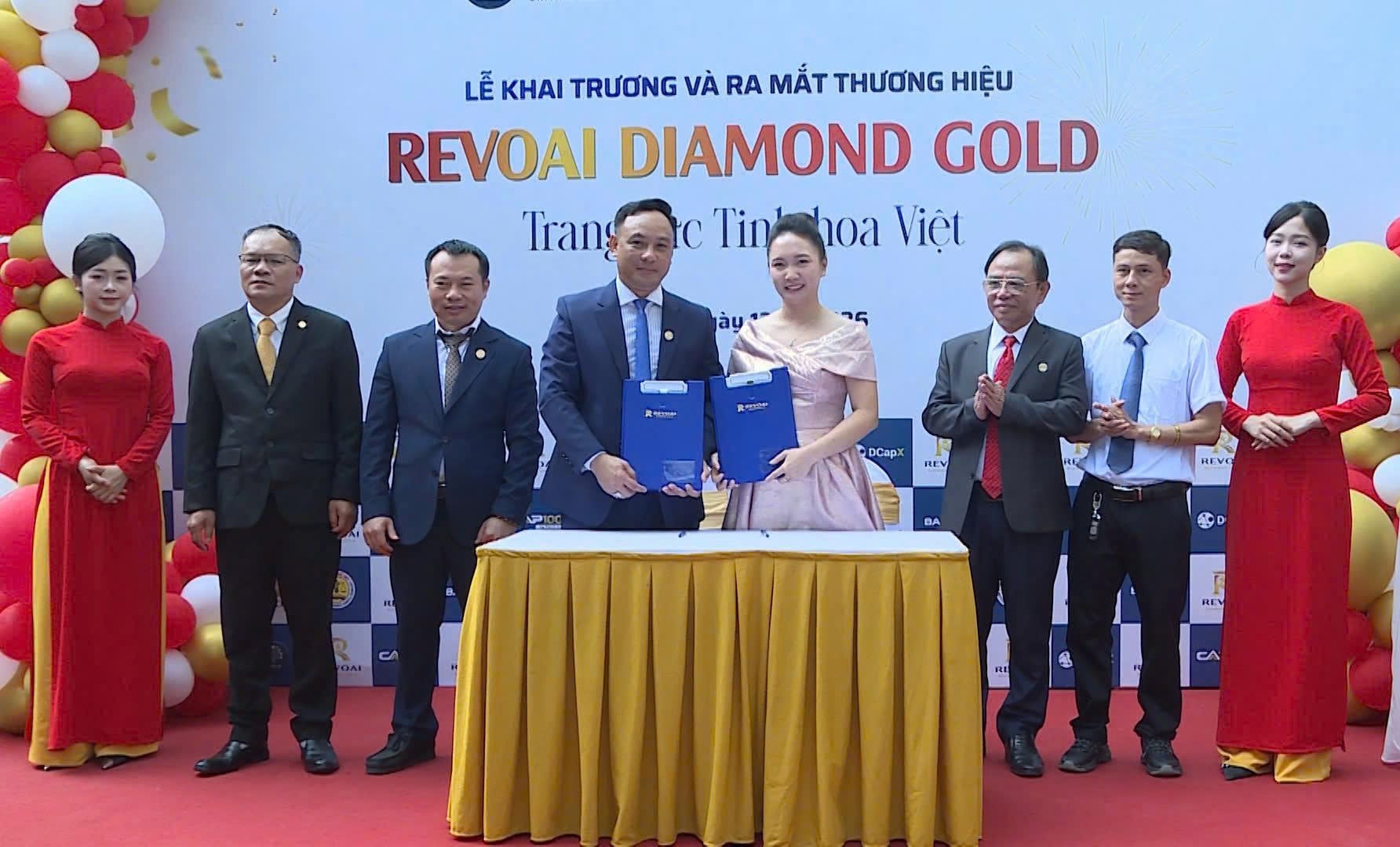revoai-diamond-gold-3-1791934700.jpg