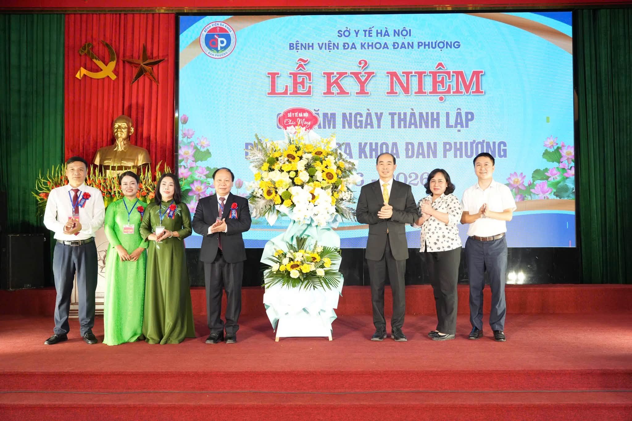 lanh-dao-so-y-te-ha-noi-1792247069.jpg
