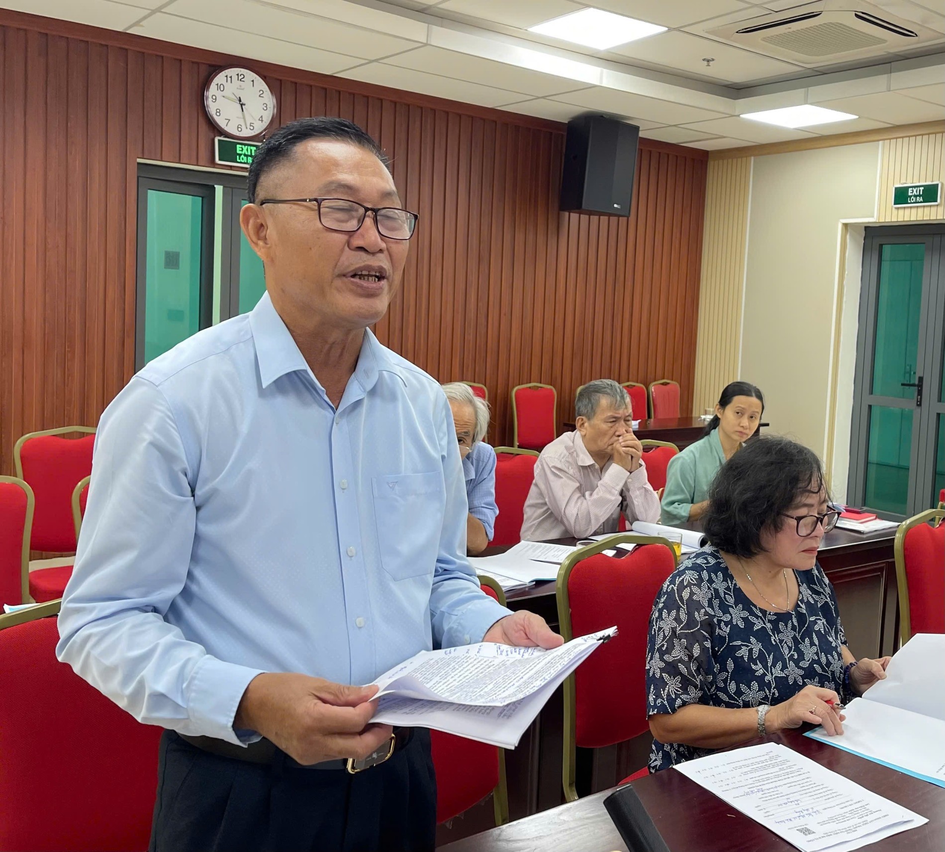 ong-phan-1792650742.jpg