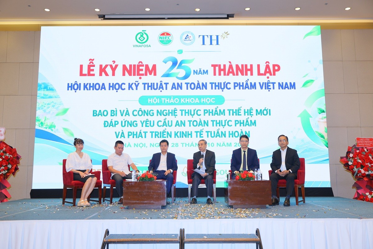 vinafosa-ky-niem-25-nam-thanh-lap-1793198641.JPG