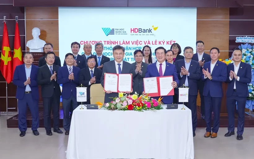 hdbank-va-dai-hoc-quoc-gia-tphcm-1792032061.webp