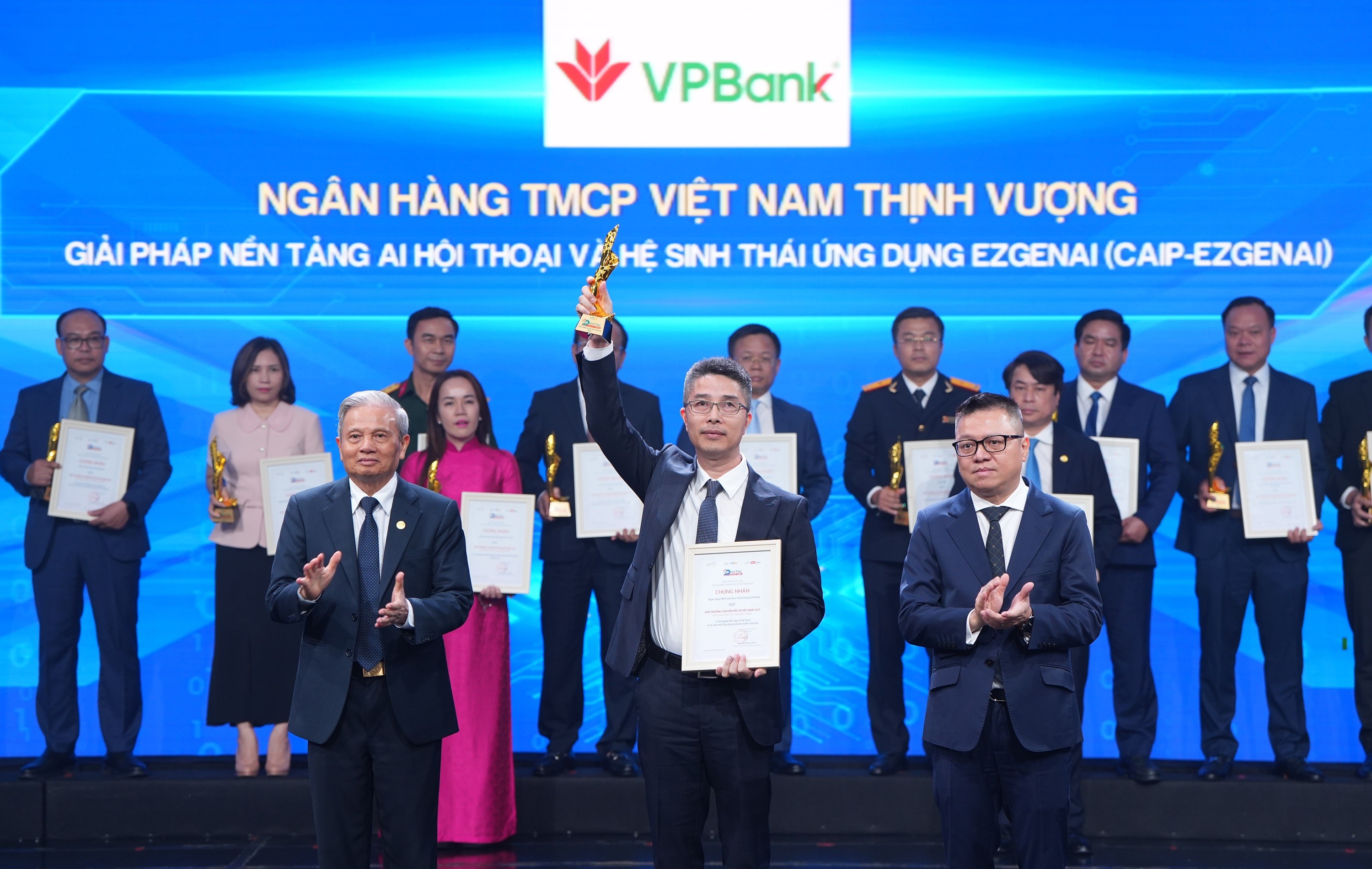 anh-1-8-1760062363.JPG