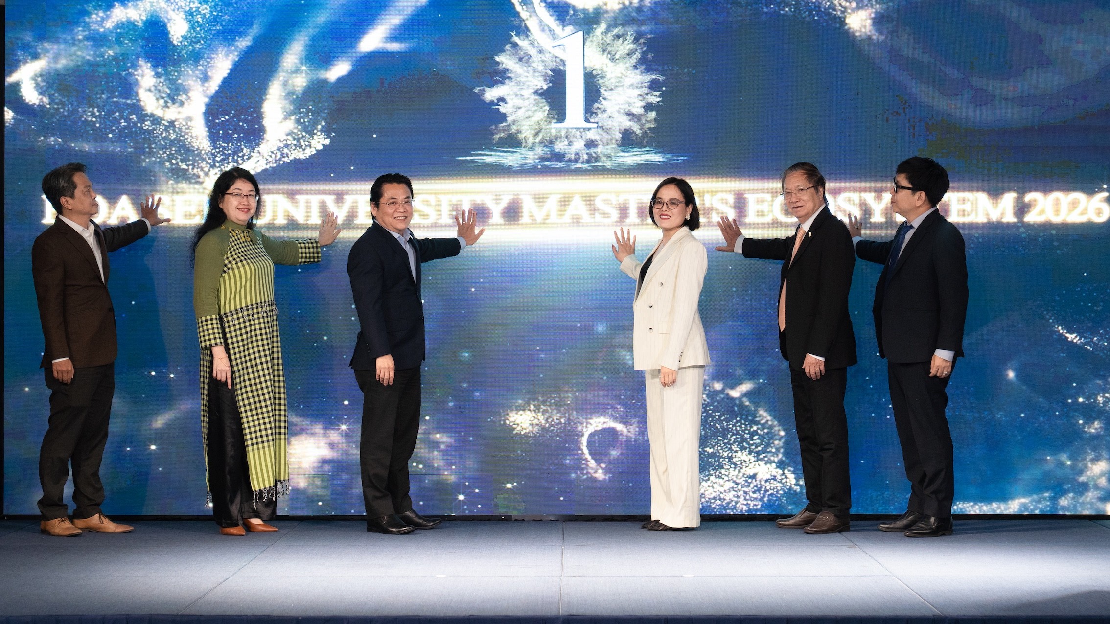 hsu-cong-bo-he-sinh-thai-thac-si-1782206627.jpg