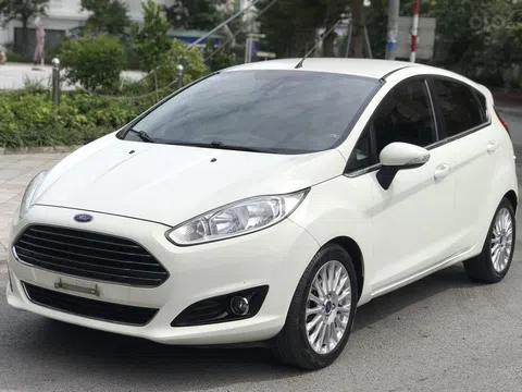 Đi 40.000 km, Ford Fiesta 2015 rao bán 370 triệu đồng có đắt không?