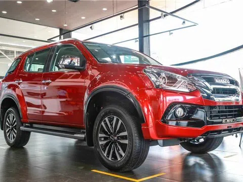 SUV nhập Isuzu mu-X và D-MAX ưu đãi 50% phí trước bạ đến hết năm 2020