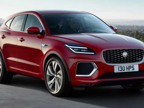 Jaguar E-Pace 2021 chào giá 950 triệu đồng