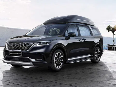 Kia Sedona 2021 bản Limo siêu sang chào giá 1,3 tỷ đồng