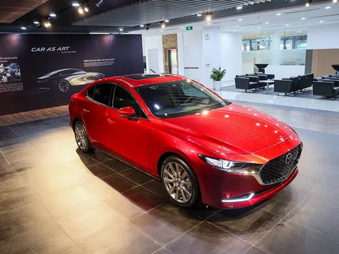 Mazda tung ưu đãi khủng cuối năm kỷ niệm hai sự kiện đặc biệt