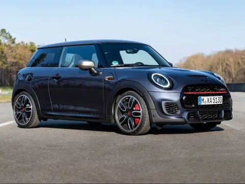 MINI John Cooper Works GP Inspired Edition chào giá 1,46 tỷ đồng