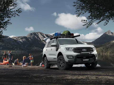 Ford Everest 2021 BaseCamp chào giá 1,1 tỷ