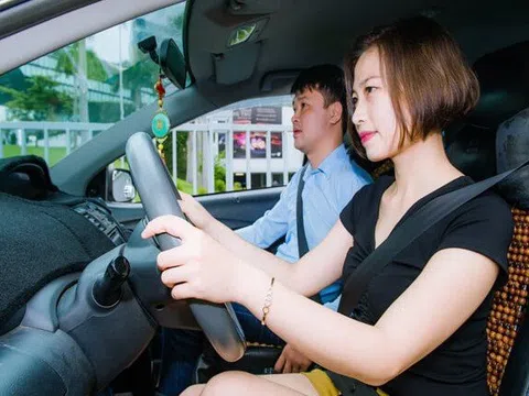 8 kinh nghiệm mua và lái xe hữu ích trong thành phố