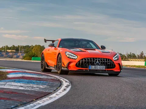 Mercedes-AMG GT Black Series 2021 báo giá khởi điểm 7,5 tỷ đồng 