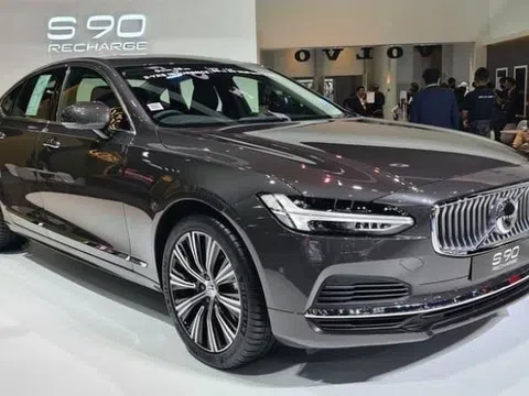 Volvo S90 Recharge 2021 nâng cấp mới ra mắt