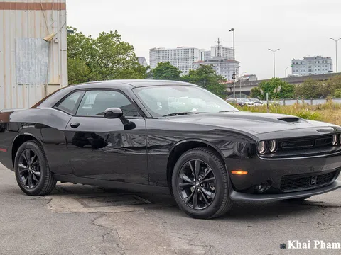 Đánh giá xe Dodge Challenger 2021 mới về Việt Nam: "Của lạ" cho dân chơi mê tốc độ