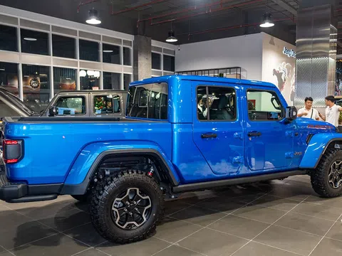 Giá lăn bánh xe Jeep Gladiator 2020 tại Việt Nam: Từ 3,47 tỷ đồng