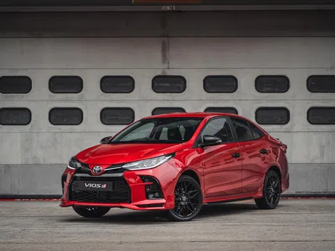 Toyota Vios 2021 GR-S ra mắt chào giá 427 triệu đồng