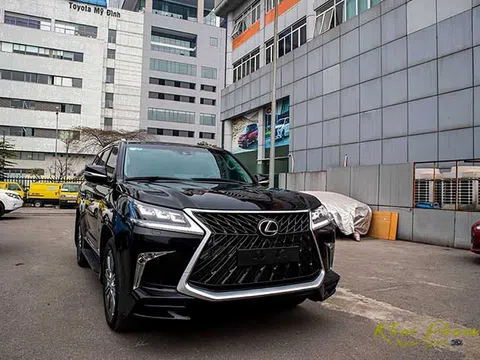 Khám phá xe Lexus LX570 Super Sport 2020, "Chuyên cơ mặt đất" được trẻ hoá