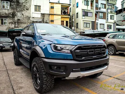 Ford Ranger Raptor 2020 đã về đại lý, thêm trang bị, giá không đổi