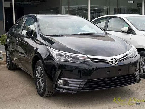 Toyota Corolla Altis tại Việt Nam chỉ còn 1 phiên bản, giá giảm gần 100 triệu đồng tại đại lý