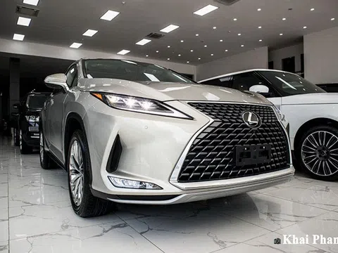 Lexus RX350 2020 nhập Mỹ có gì mà đắt hơn hàng chính hãng bằng giá 1 chiếc VinFast Fadil?