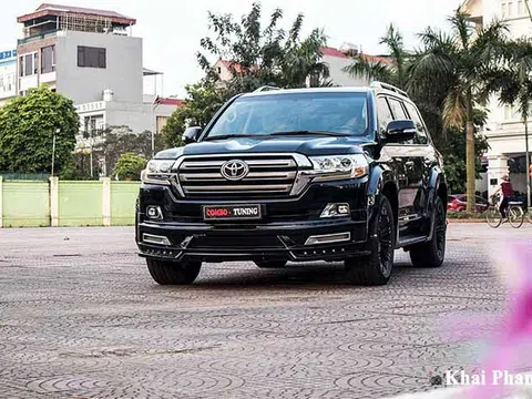 Toyota Land Cruiser 2016 "biến hình" dưới bàn tay thợ độ Việt, khoang lái là mơ ước của nhiều người