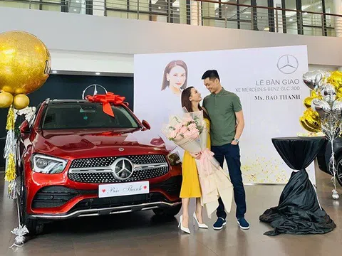 Bảo Thanh - Diễn viên "Về nhà đi con" sắm Mercedes-Benz GLC 2020 màu đỏ nổi bật