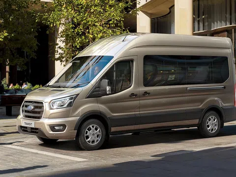 Ford Transit 2020 mới tích hợp hộp số 10 cấp cực hấp dẫn