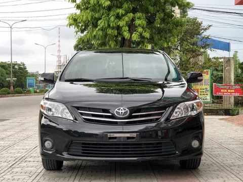 Lăn bánh hơn 7 năm, Toyota Corolla Altis vẫn bán được 500 triệu đồng