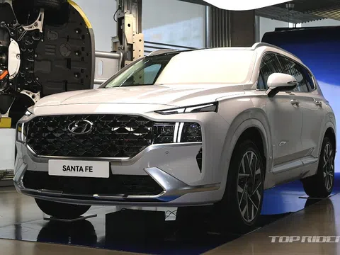 Hyundai Santa Fe 2021 facelift vén màn tại Hàn, giá tăng nhẹ