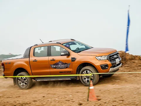 Phân khúc xe bán tải tháng 6/2020: Ford Ranger vẫn đứng đầu dù doanh số giảm