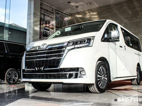 Đánh giá xe Toyota Granvia 2020: Nhiều ghế nhưng không lợi thế 