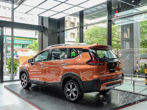 Giá lăn bánh Mitsubishi Xpander Cross 2020 tại Việt Nam