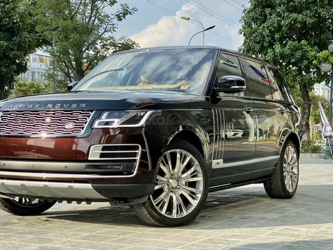 Range Rover Autobiography ưu đãi khủng: Tặng quà trị giá 260 triệu đồng