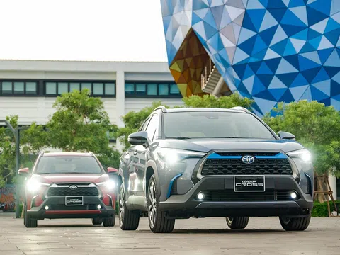 Ảnh thực tế Toyota Corolla Cross 2020 vừa ra mắt Việt Nam