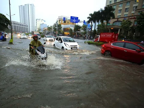 Đừng để xe bị thủy kích, ngập nước vào mùa mưa bão!