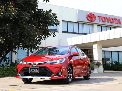 Toyota Corolla Altis 2020 ra mắt tại Việt Nam, tăng trang bị, giảm giá bán