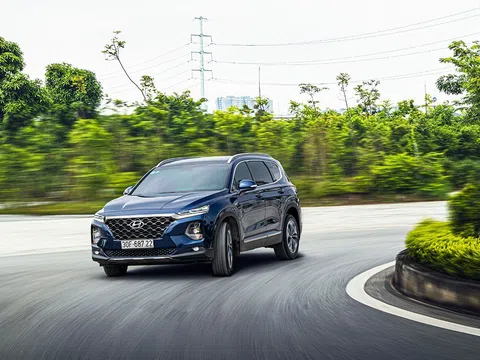 5 xe SUV 7 chỗ bán chạy nhất tháng 7/2020: Hyundai Santa Fe dẫn trước Toyota Fortuner