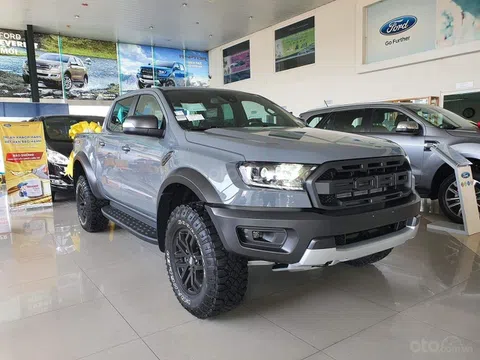 Tháng Ngâu, "vua bán tải" Ford Ranger cũng giảm tới 100 triệu đồng tại đại lý