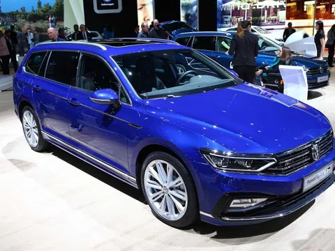 Volkswagen Passat thoát 'án tử', lên lịch ra đời mới