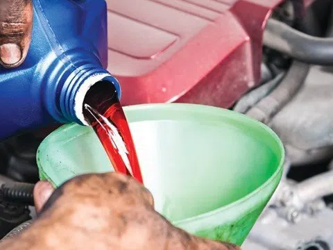 Nguyên nhân bất ngờ khiến hộp số tự động bị đột tử mà nhiều tài xế Việt không biết