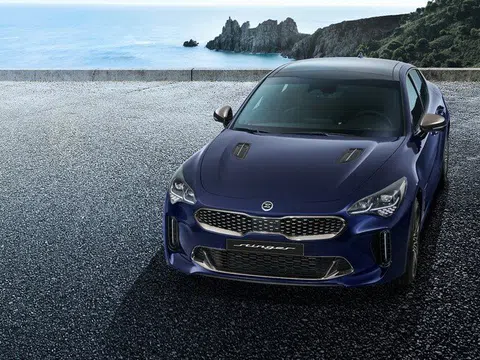 Kia Stinger 2022 đổi vỏ thay ruột, cơ bắp cuồn cuộn