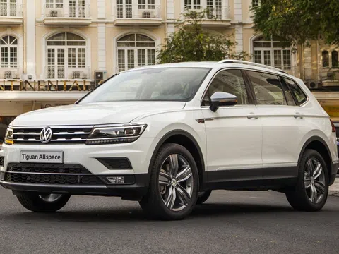 Mua xe Volkswagen Tiguan Allspace và Passat trong tháng Ngâu tiết kiệm đến 177 triệu đồng