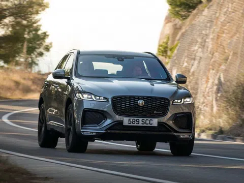 Jaguar F-Pace 2021 bản cập nhật trình làng, nội thất cực sang