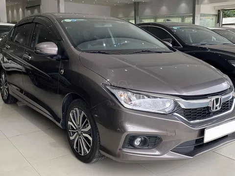 Đi 14.000 km, Honda City TOP 2018 bán 520 triệu đồng có đáng mua?