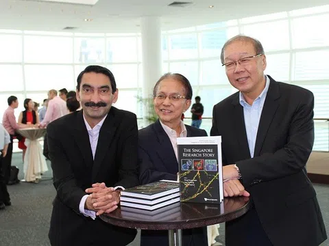 VinFuture 2023: Giáo sư Singapore kể về hành trình trở thành “thung lũng bán dẫn” của đảo quốc Sư tử