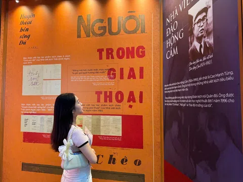 Giới thiệu gần 200 hình ảnh, tài liệu lưu trữ của 8 cá nhân tiêu biểu